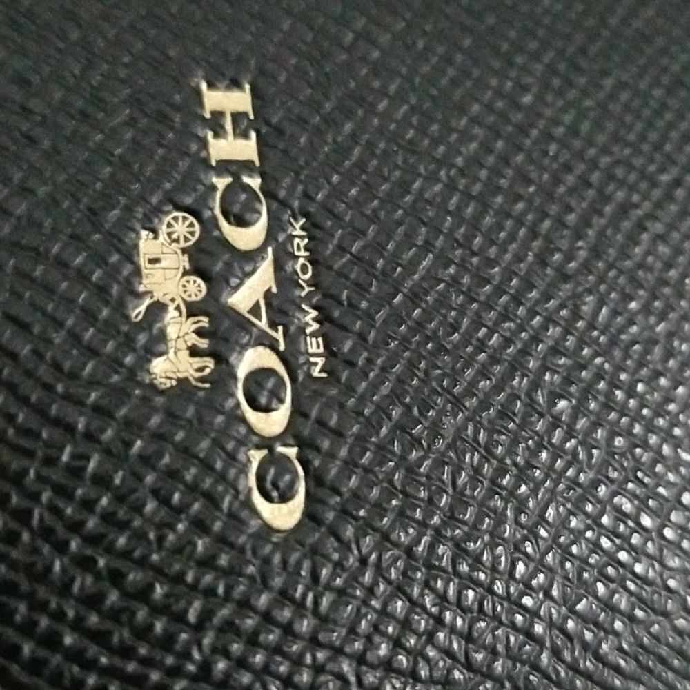 Coach black pebble leather pouch - Picture 13 of 13
